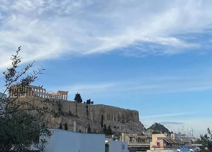 Arthome Acropolis