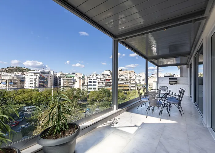 Phaedrus Living City Center Luxury Flat Neos Kosmos